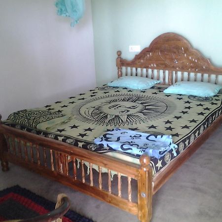 Dolphinchilling Hotel Alankuda Ngoại thất bức ảnh
