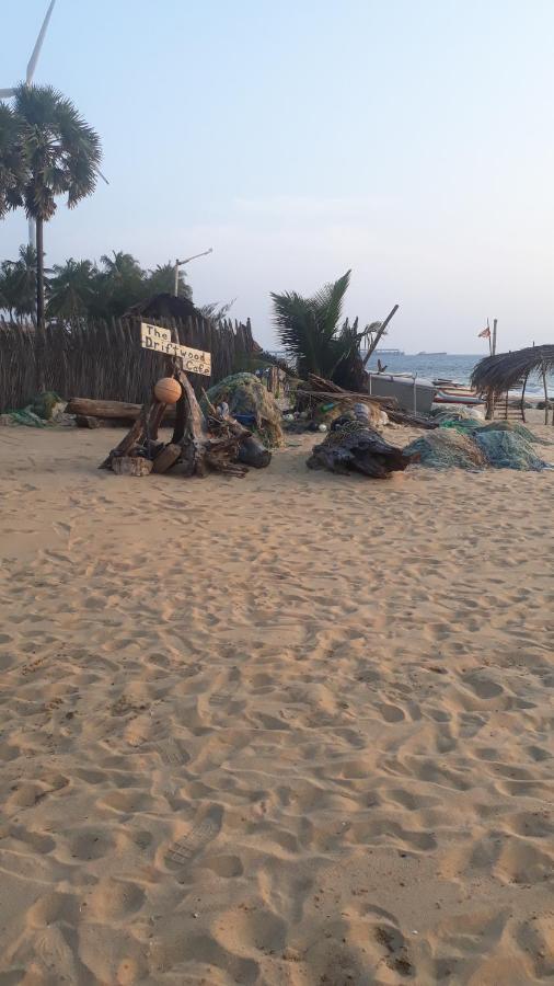 Dolphinchilling Hotel Alankuda Ngoại thất bức ảnh