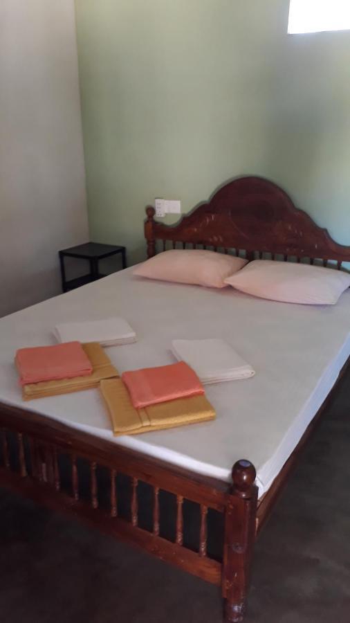 Dolphinchilling Hotel Alankuda Ngoại thất bức ảnh